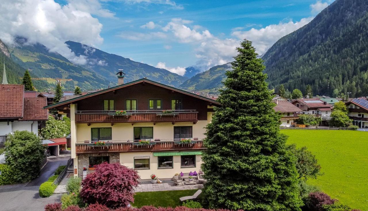 Gastehaus Hornegger Hotel Mayrhofen Exterior photo